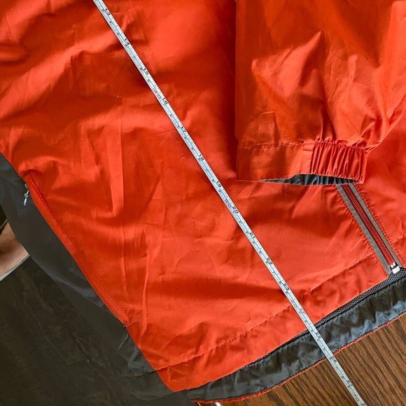 Nike wind breaker - Picture 3 of 7